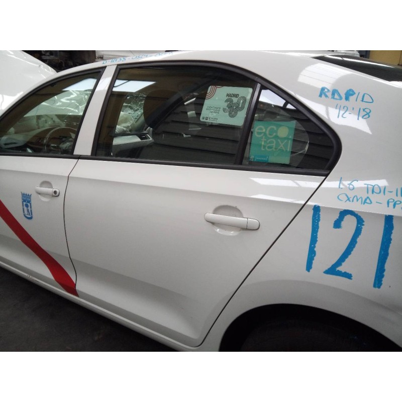 Recambio de puerta trasera izquierda para skoda rapid active referencia OEM IAM   