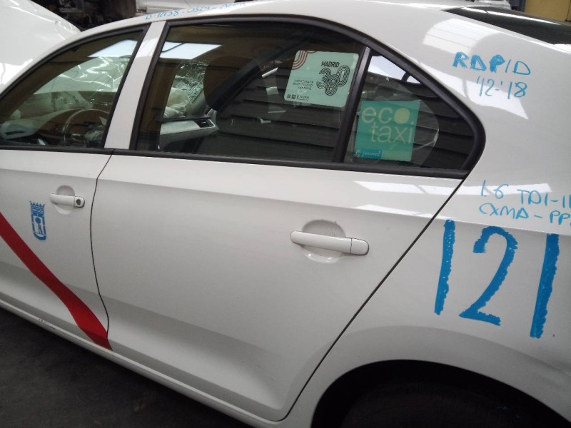 Recambio de puerta trasera izquierda para skoda rapid active referencia OEM IAM   