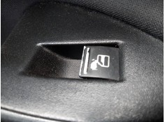 MANDO ELEVALUNAS DELANTERO DERECHO 