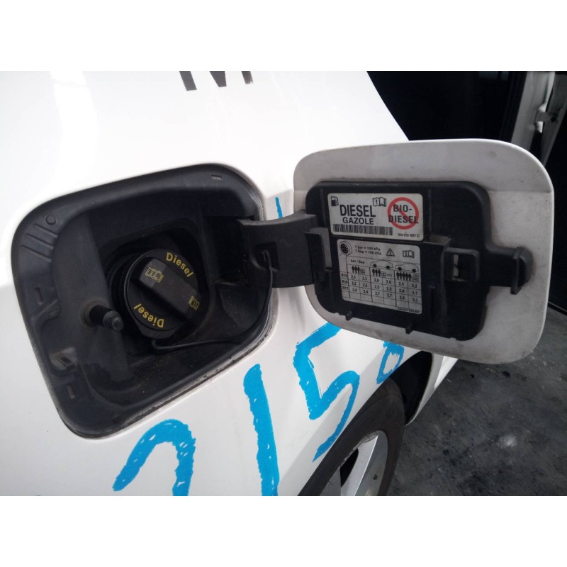Recambio de tapa exterior combustible para skoda rapid active referencia OEM IAM   