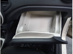 Recambio de guantera para renault captur limited referencia OEM IAM    2