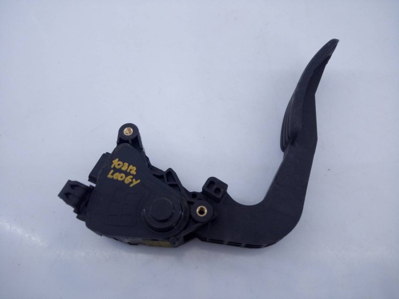 Recambio de pedal acelerador para dacia lodgy laureate referencia OEM IAM 180021343R  E2-A1-28-6