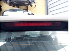 LUZ CENTRAL DE FRENO 