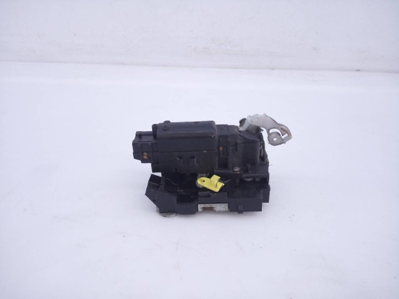 Recambio de cerradura puerta trasera izquierda para dacia lodgy laureate referencia OEM IAM   E1-A1-31-2