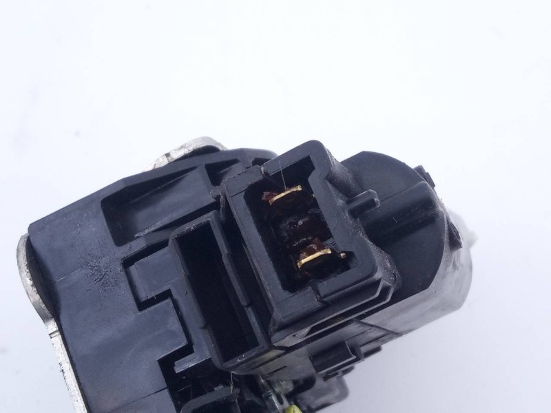 Recambio de cerradura puerta trasera izquierda para dacia lodgy laureate referencia OEM IAM   E1-A1-31-2