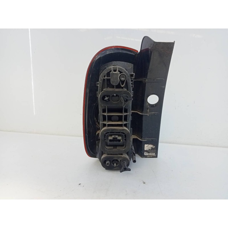 Recambio de piloto trasero derecho para dacia duster laureate 4x2 referencia OEM IAM   E1-A1-39-1