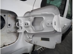 Recambio de tapa exterior combustible para dacia duster laureate 4x2 referencia OEM IAM    2