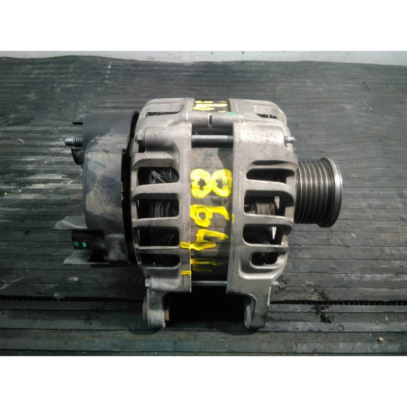 Recambio de alternador para dacia duster laureate 4x2 referencia OEM IAM 231006677R 2116066144 P3-B5-19-3