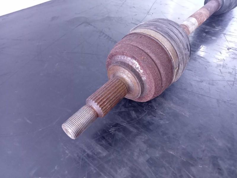 Recambio de transmision delantera derecha para dacia duster laureate 4x2 referencia OEM IAM 391003840R  P1-A6-19