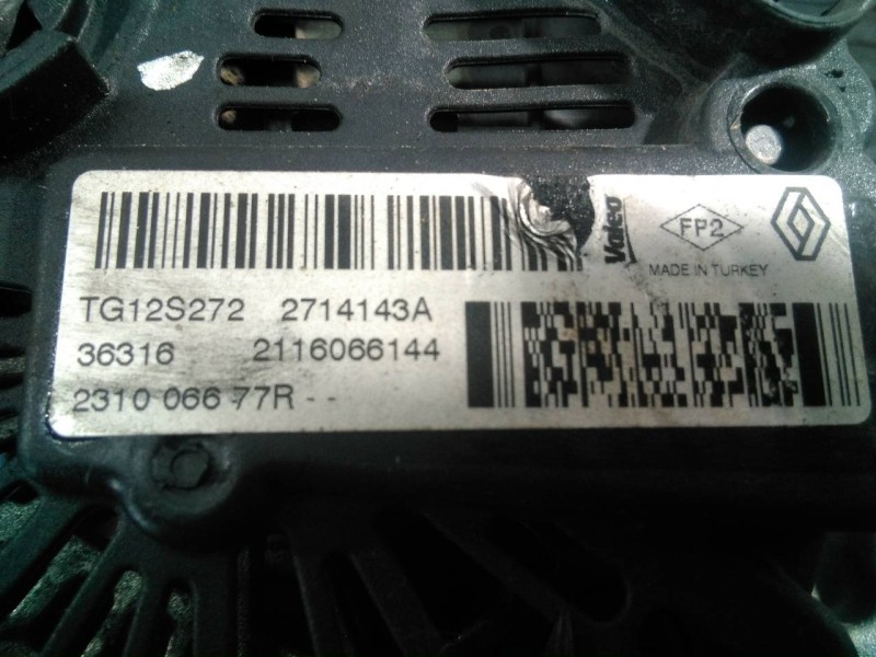 Recambio de alternador para dacia duster laureate 4x2 referencia OEM IAM 231006677R 2116066144 P3-B5-19-3