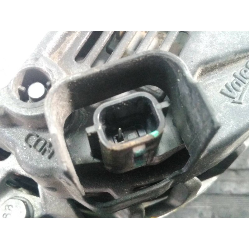 Recambio de alternador para dacia duster laureate 4x2 referencia OEM IAM 231006677R 2116066144 P3-B5-19-3