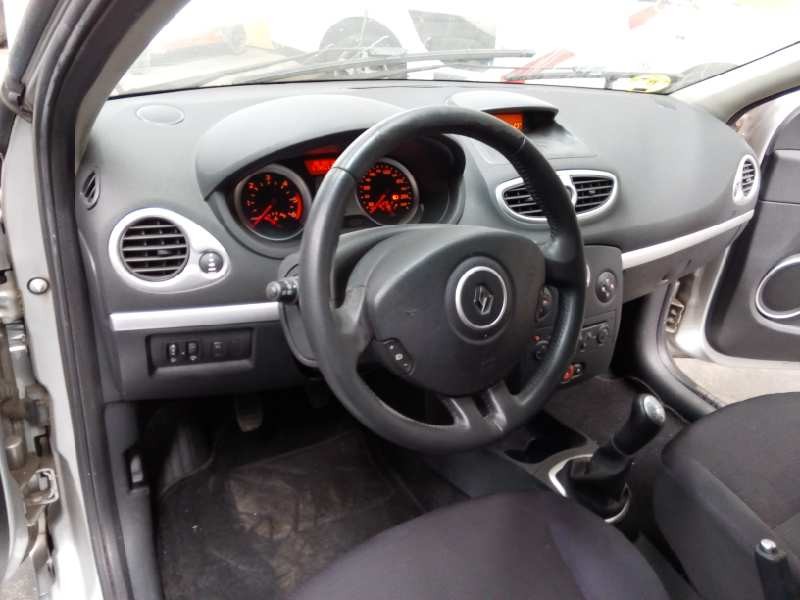 renault clio iii del año 2009