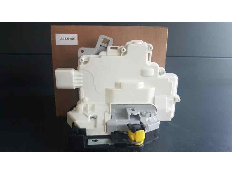 Recambio de cerradura puerta trasera izquierda para seat altea (5p1) referencia OEM IAM 1P0839015 NUEVO T2-4-B3-4
