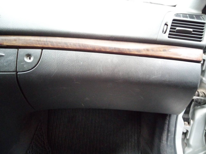 Recambio de guantera para mercedes-benz clase e (w211) berlina e 220 cdi (211.006) referencia OEM IAM   