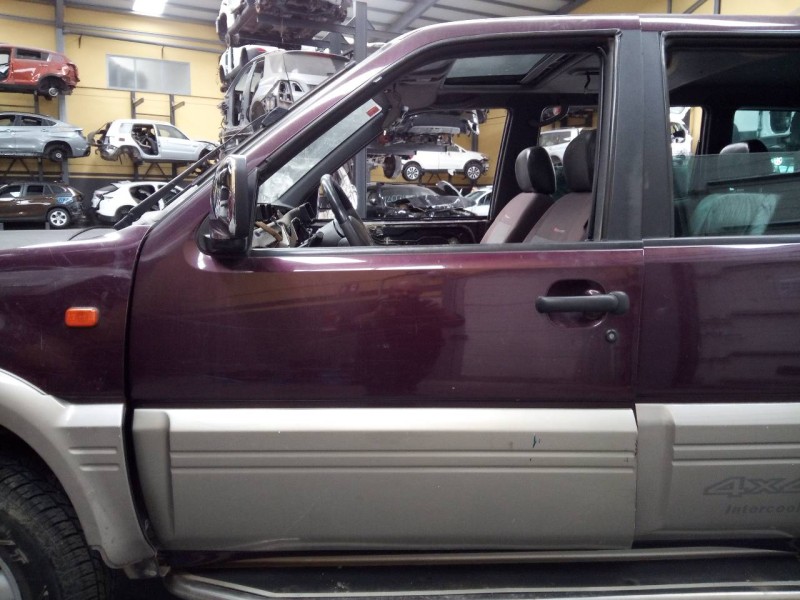 Recambio de puerta delantera izquierda para nissan terrano/terrano.ii (r20) elegance referencia OEM IAM   