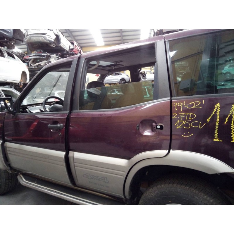 Recambio de puerta trasera izquierda para nissan terrano/terrano.ii (r20) elegance referencia OEM IAM   