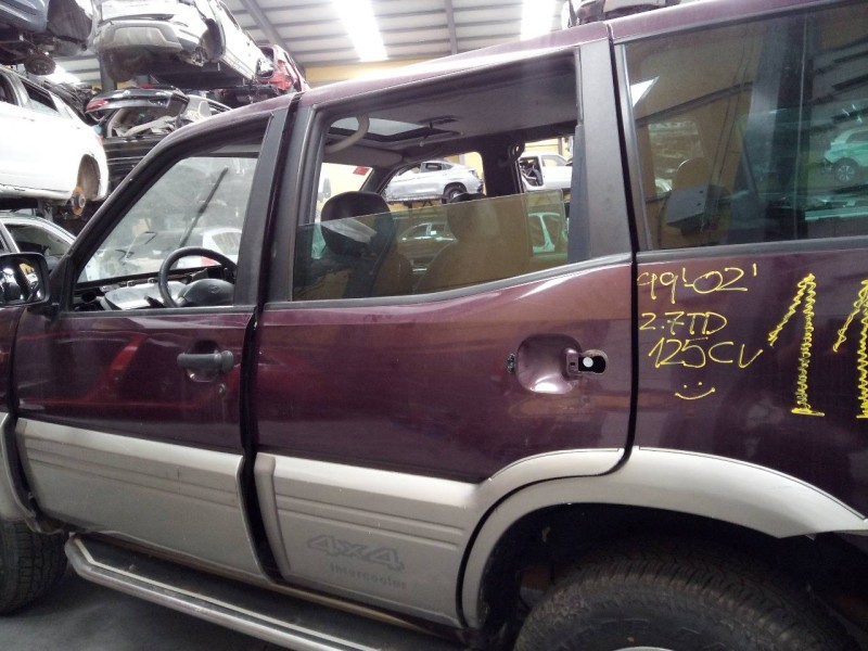 Recambio de puerta trasera izquierda para nissan terrano/terrano.ii (r20) elegance referencia OEM IAM   