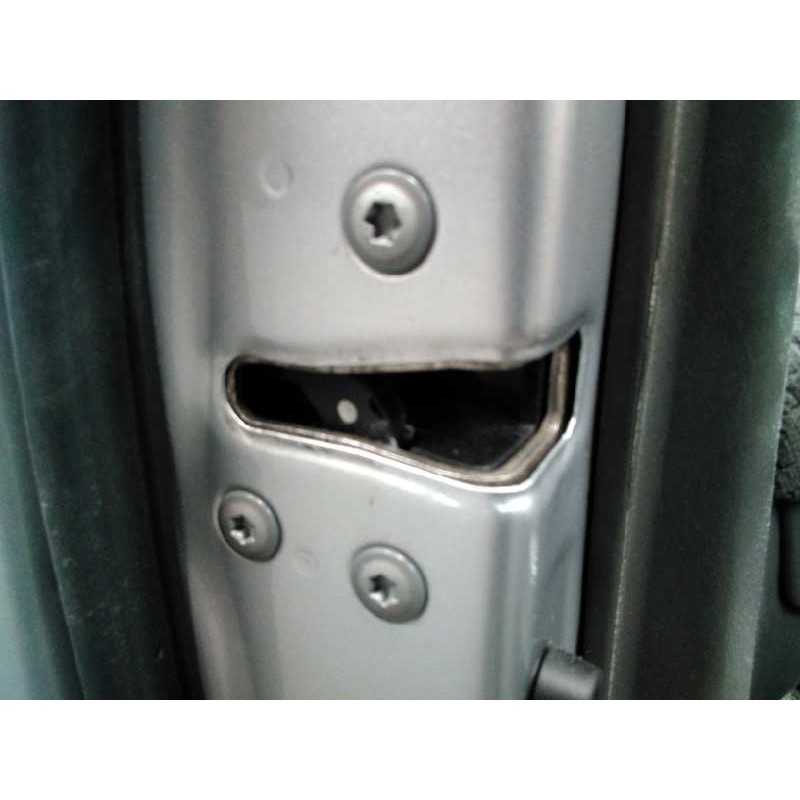 Recambio de cerradura puerta delantera izquierda para toyota land cruiser (j12) 3.0 d4-d vx referencia OEM IAM 19400053105J  