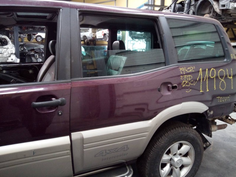 Recambio de puerta trasera izquierda para nissan terrano/terrano.ii (r20) elegance referencia OEM IAM   