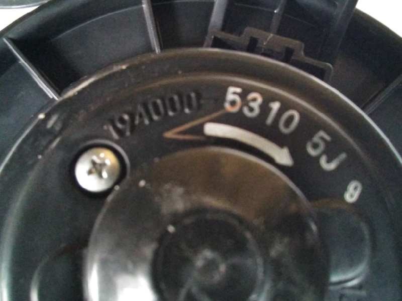 Recambio de cerradura puerta delantera izquierda para toyota land cruiser (j12) 3.0 d4-d vx referencia OEM IAM 19400053105J  