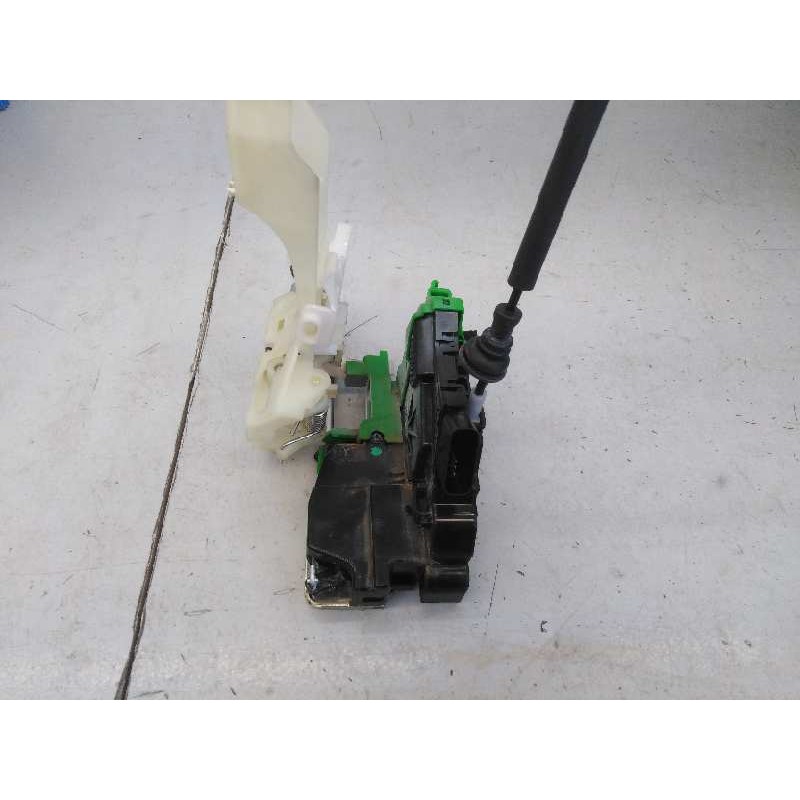 Recambio de cerradura puerta delantera derecha para kia carens ( ) drive referencia OEM IAM 81320A4010  E2-B5-23-1