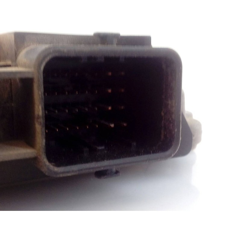 Recambio de centralita motor uce para renault scenic ii authentique referencia OEM IAM 8200305678 0281011275 E2-A1-43-6