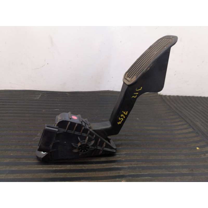 Recambio de pedal acelerador para toyota land cruiser (j12) 3.0 d4-d vx referencia OEM IAM 7812060359 1988003020 E2-B4-45-1