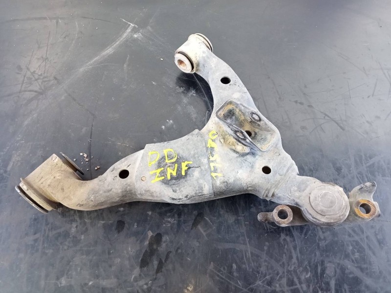 Recambio de brazo suspension inferior delantero derecho para toyota land cruiser (j15) gx referencia OEM IAM   P1-B3-7