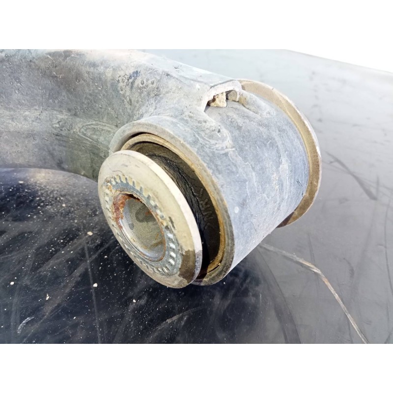 Recambio de brazo suspension inferior delantero derecho para toyota land cruiser (j15) gx referencia OEM IAM   P1-B3-7