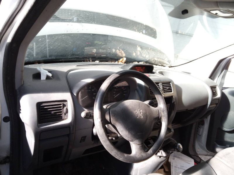 Recambio de salpicadero para peugeot expert kasten furgón l1h1 referencia OEM IAM   