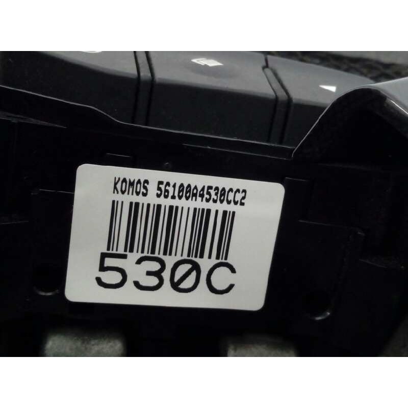 Recambio de volante para kia carens ( ) drive referencia OEM IAM A4530CC2 56140A400 E2-B5-24-2