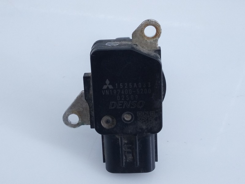 Recambio de caudalimetro para mitsubishi l 200 diamant edition 4wd referencia OEM IAM 1525A033 VN1974005200 E3-A2-18-2