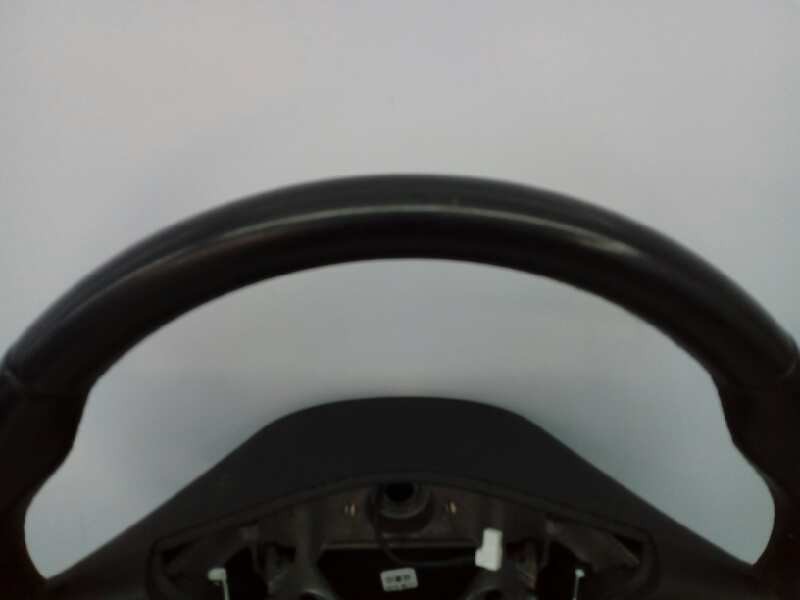 Recambio de volante para kia carens ( ) drive referencia OEM IAM A4530CC2 56140A400 E2-B5-24-2