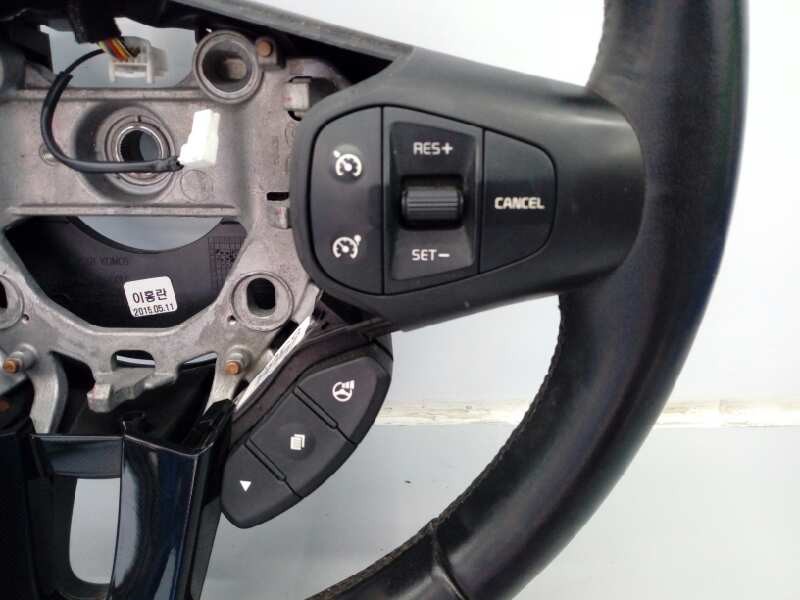 Recambio de volante para kia carens ( ) drive referencia OEM IAM A4530CC2 56140A400 E2-B5-24-2