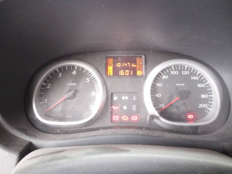 Recambio de cuadro instrumentos para dacia duster laureate 4x2 referencia OEM IAM P248104707R  E2-A1-44-3