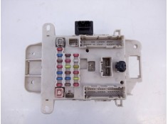 Recambio de caja reles / fusibles para toyota rav 4 (a2) 2.0 luna 4x4 (2003) referencia OEM IAM 8198050030 0665004650 E3-B2-13-2