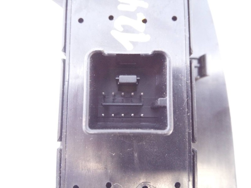 Recambio de mando elevalunas delantero izquierdo para seat leon (1p1) sport referencia OEM IAM 1P1867171A  E2-A1-25-7