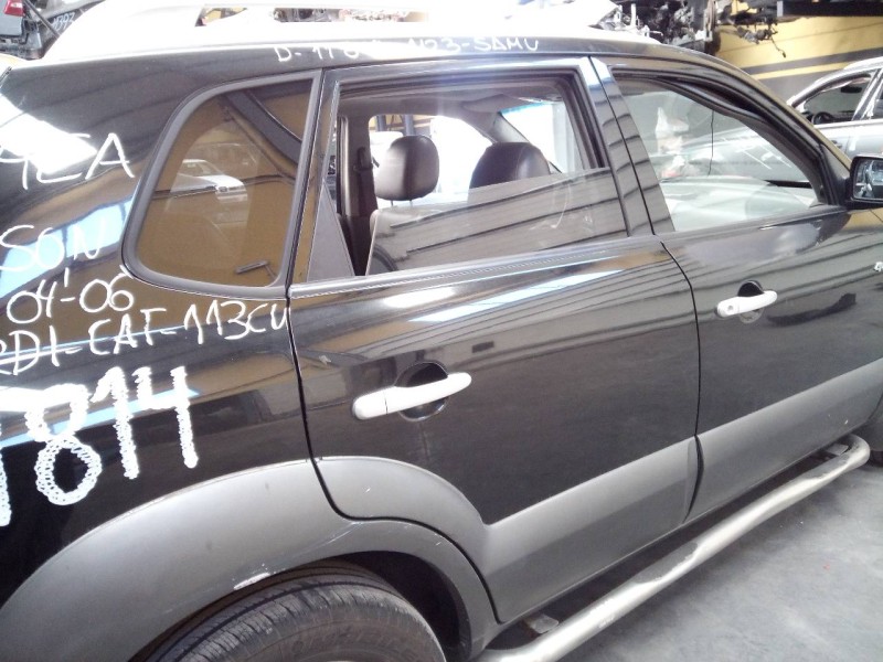 Recambio de puerta trasera derecha para hyundai tucson (jm) 2.0 crdi style referencia OEM IAM   