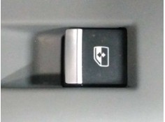 MANDO ELEVALUNAS DELANTERO DERECHO 