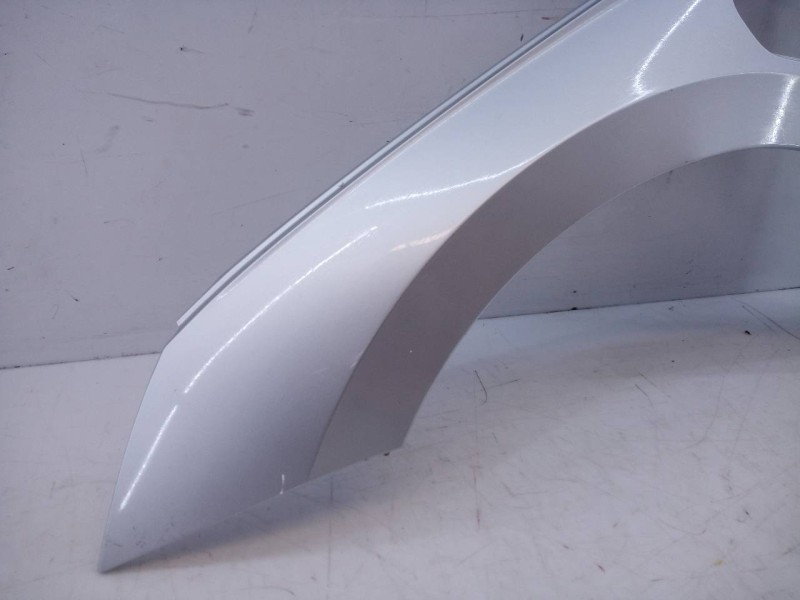 Recambio de aleta delantera izquierda para skoda octavia lim. (nx3) vrs referencia OEM IAM   E4-B4-3