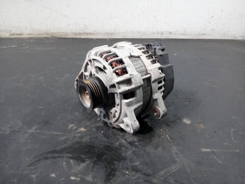 Recambio de alternador para infiniti q30 2.2d referencia OEM IAM A0009063322  P3-A4-19-3