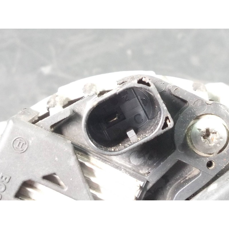 Recambio de alternador para infiniti q30 2.2d referencia OEM IAM A0009063322  P3-A4-19-3