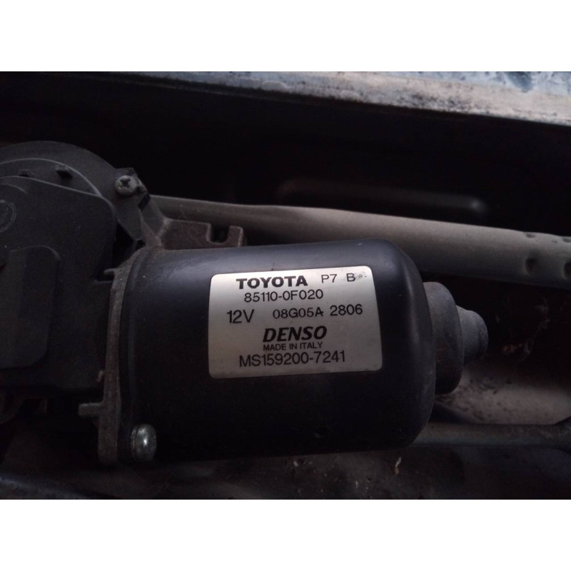 Recambio de motor limpia delantero para toyota corolla verso (r1) 2.2 d-4d luna referencia OEM IAM 851100F020  
