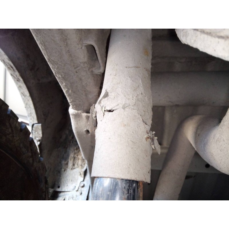 Recambio de amortiguador trasero derecho para mitsubishi l 200 diamant edition 4wd referencia OEM IAM   