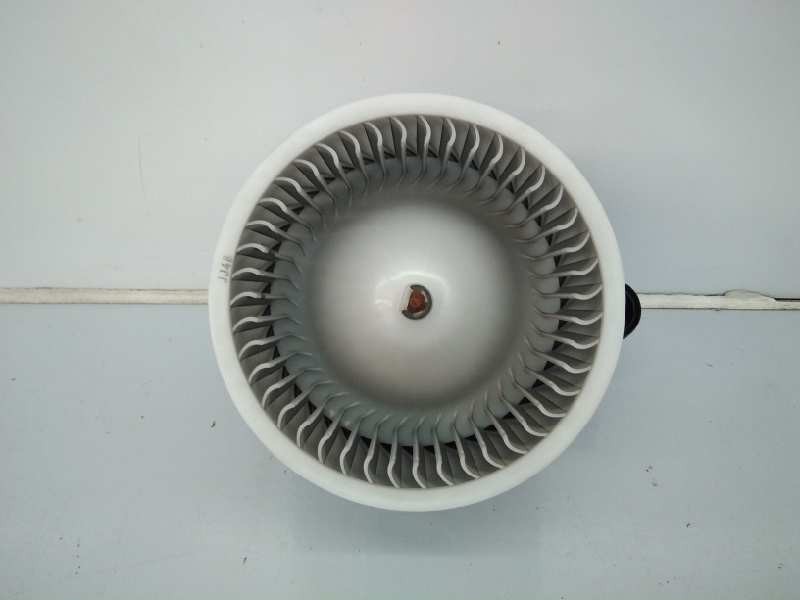 Recambio de ventilador calefaccion para kia sportage drive 4x2 referencia OEM IAM E00S3B2441  E2-B5-29-1