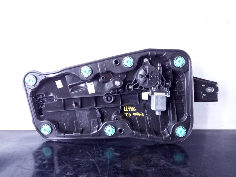 Recambio de elevalunas trasero derecho para skoda octavia lim. (nx3) vrs referencia OEM IAM 5Q0959802  