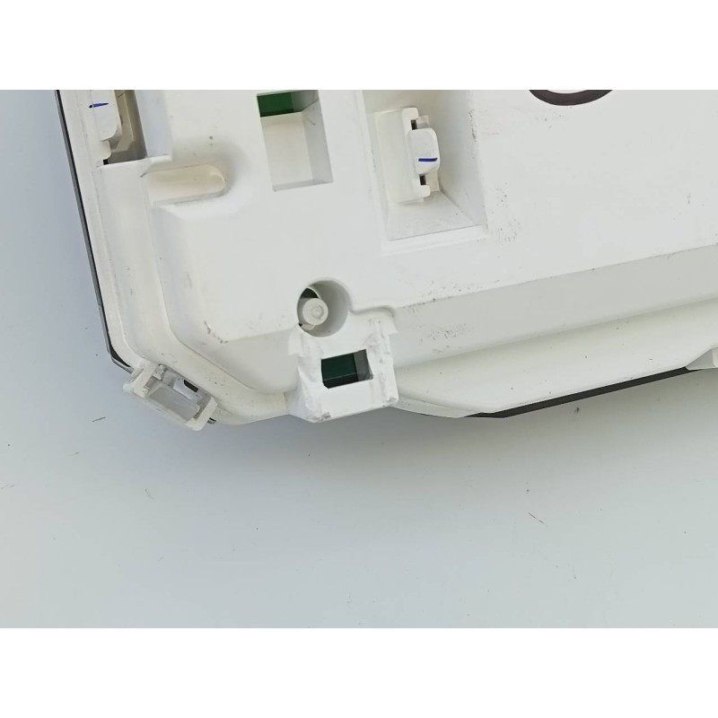 Recambio de cuadro instrumentos para mitsubishi l 200 diamant edition 4wd referencia OEM IAM 8100B996 0T31746 E3-A1-19-4