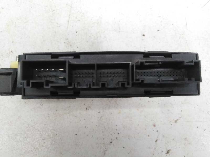 Recambio de motor elevalunas trasero izquierdo para volkswagen touareg (7la) tdi r5 referencia OEM IAM 7L0959795  E1-B6-28-2