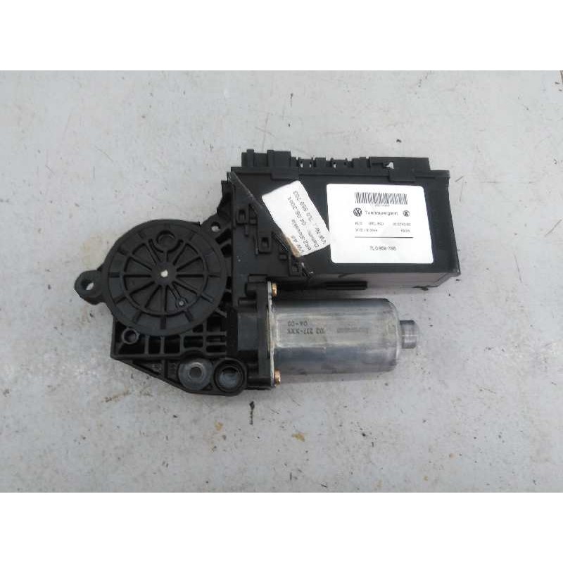 Recambio de motor elevalunas trasero izquierdo para volkswagen touareg (7la) tdi r5 referencia OEM IAM 7L0959795  E1-B6-28-2