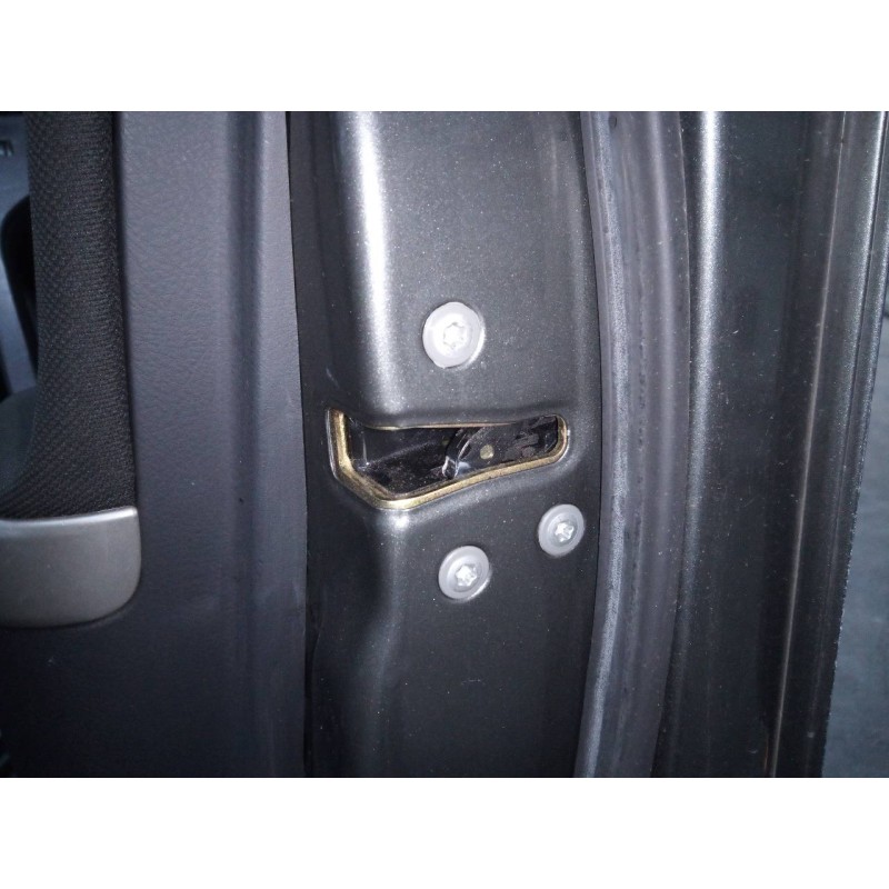 Recambio de cerradura puerta delantera derecha para toyota corolla verso (r1) 2.2 d-4d luna referencia OEM IAM   